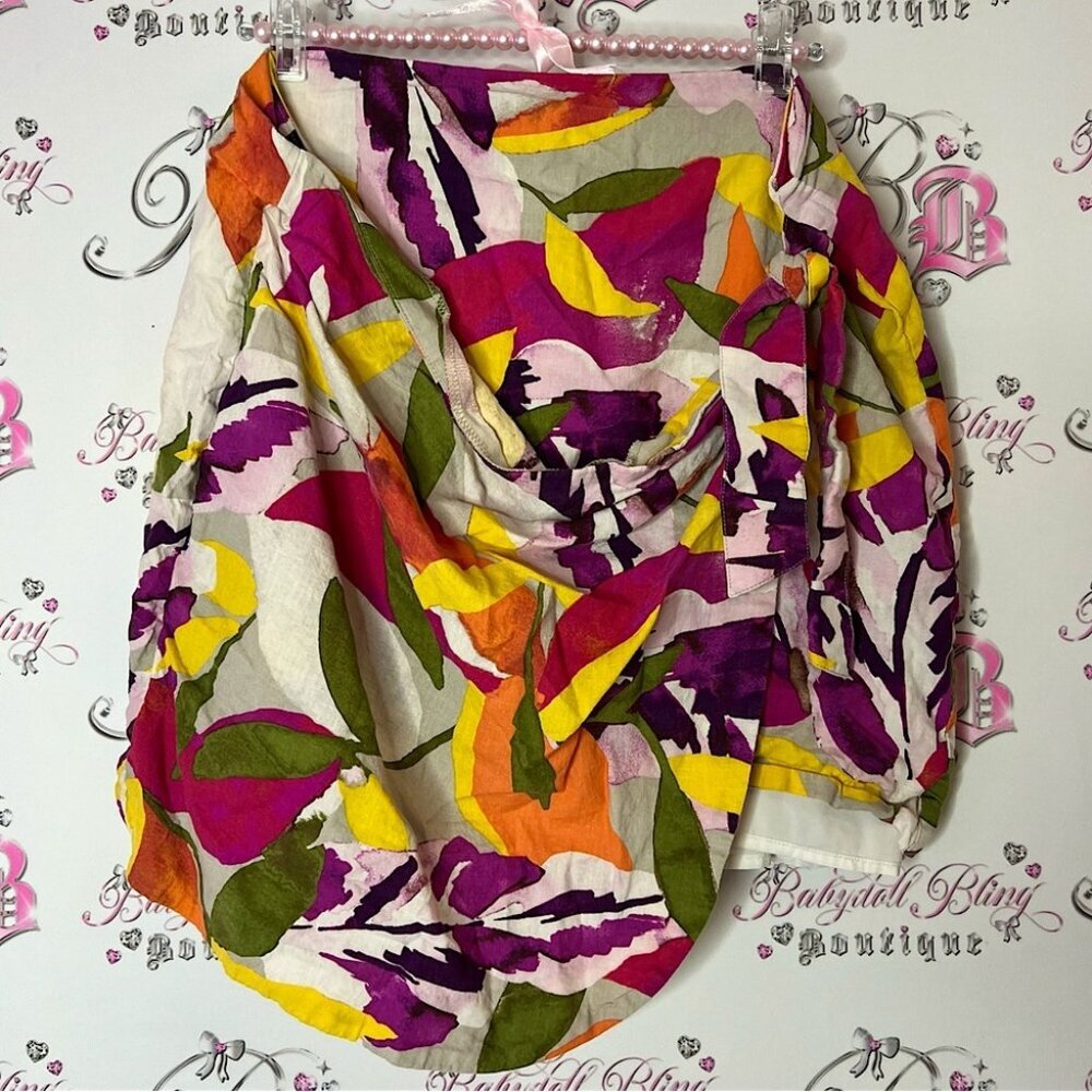 RW&CO skirt floral flowers cinched Colorful Leaf Print Blouse